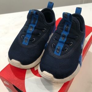 NIKE Ashin Modern toddler shoes size 8c